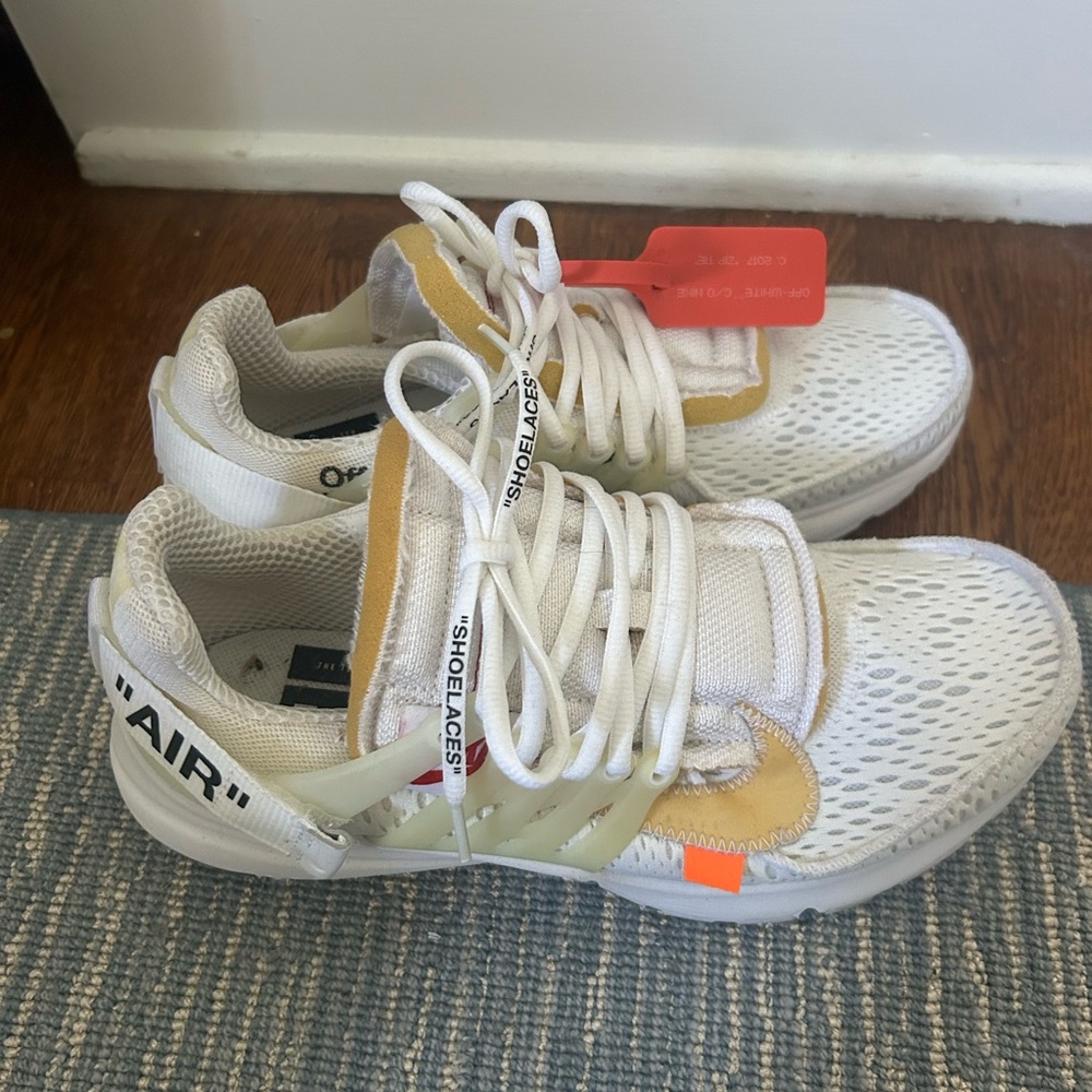 Off-White Sneakers
